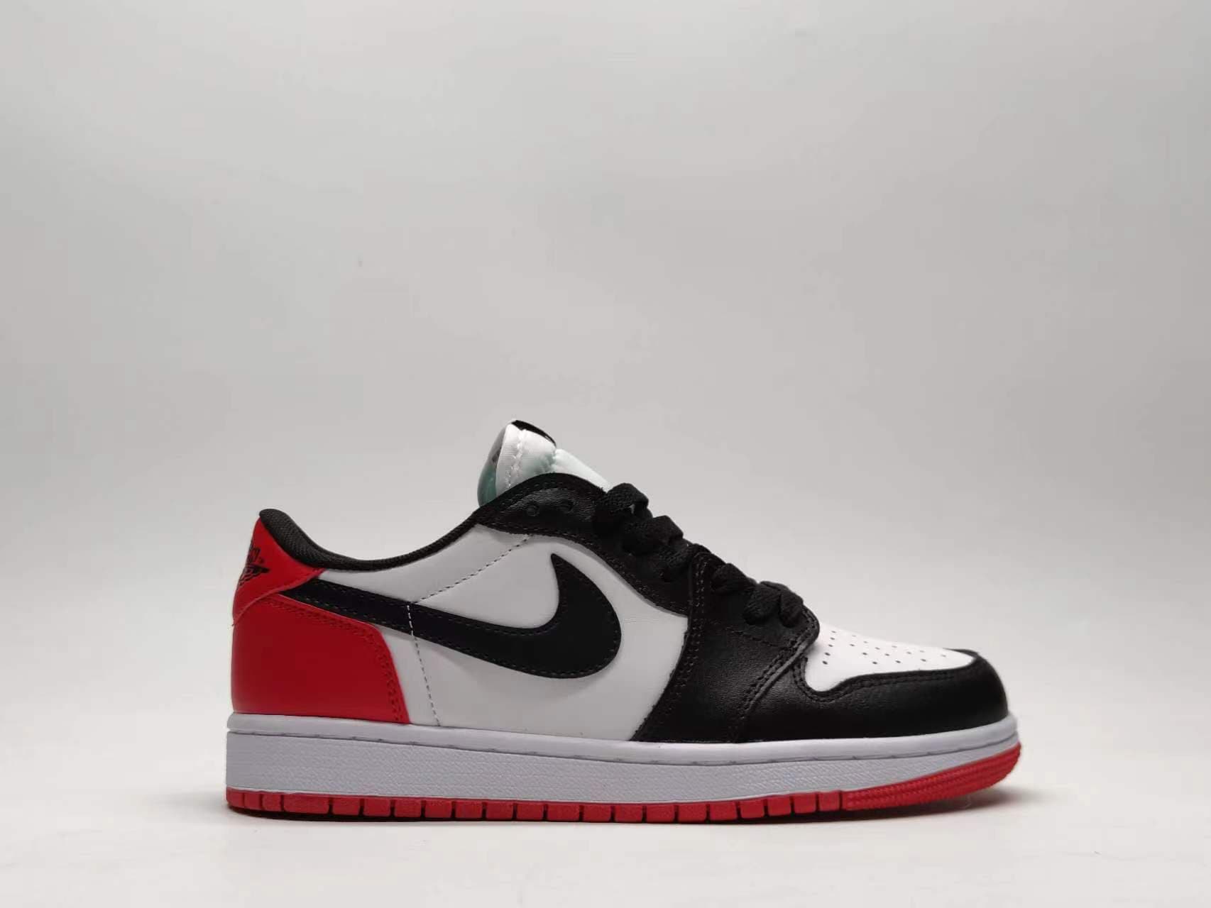 Nike Air Jordan 1 Low Lifestyle Sneakers – Black/White