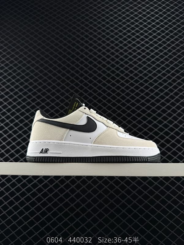 Nike Air Force 1 Lifestyle Sneakers – Beige/Black