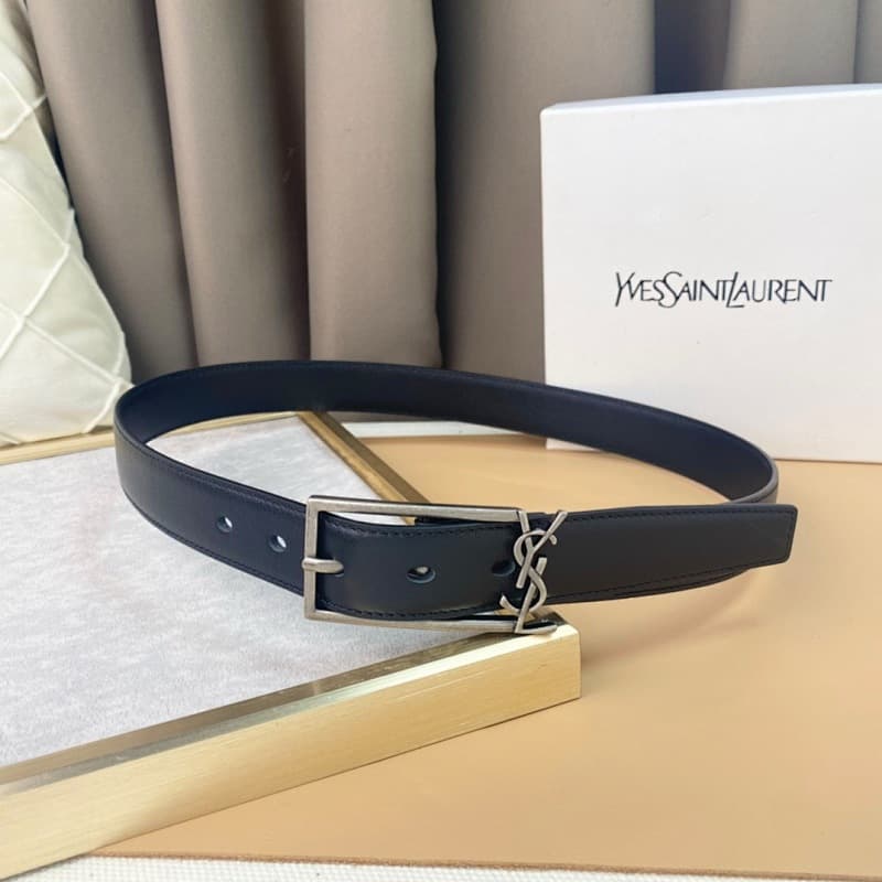 Saint Laurent Leather Belt – Black/Silver