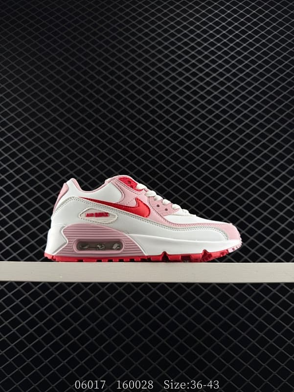 Nike Air Max 90 Lifestyle Sneakers – White/Pink