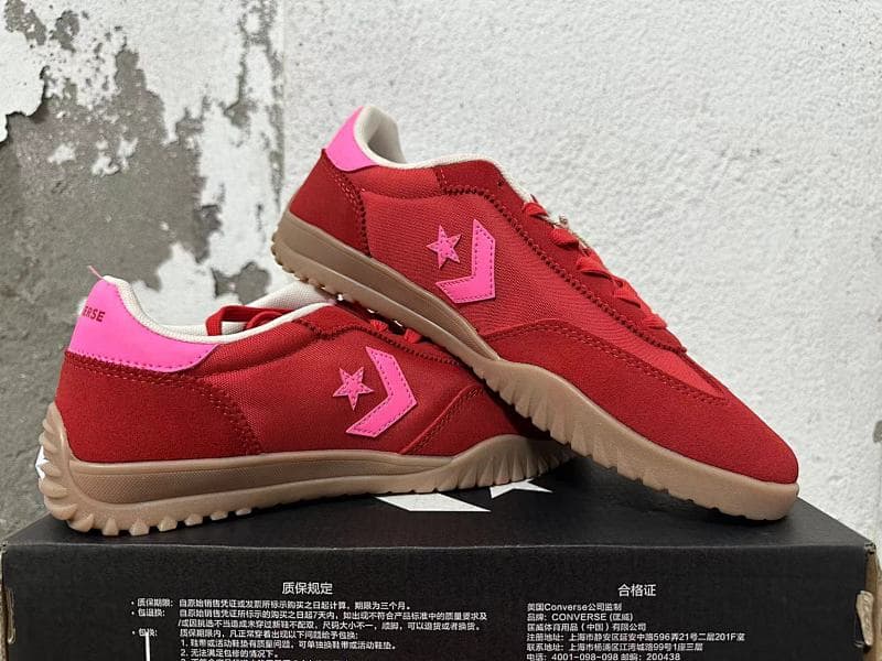 Converse Lifestyle Sneakers – Red/Pink