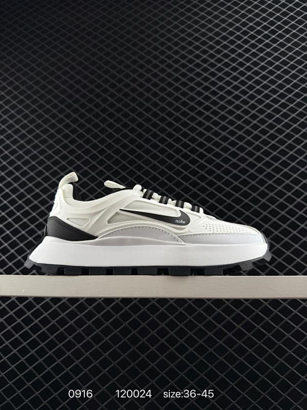 Nike Lifestyle Sneakers – White/Black