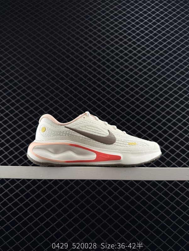 Nike Running Shoes – White/Pink