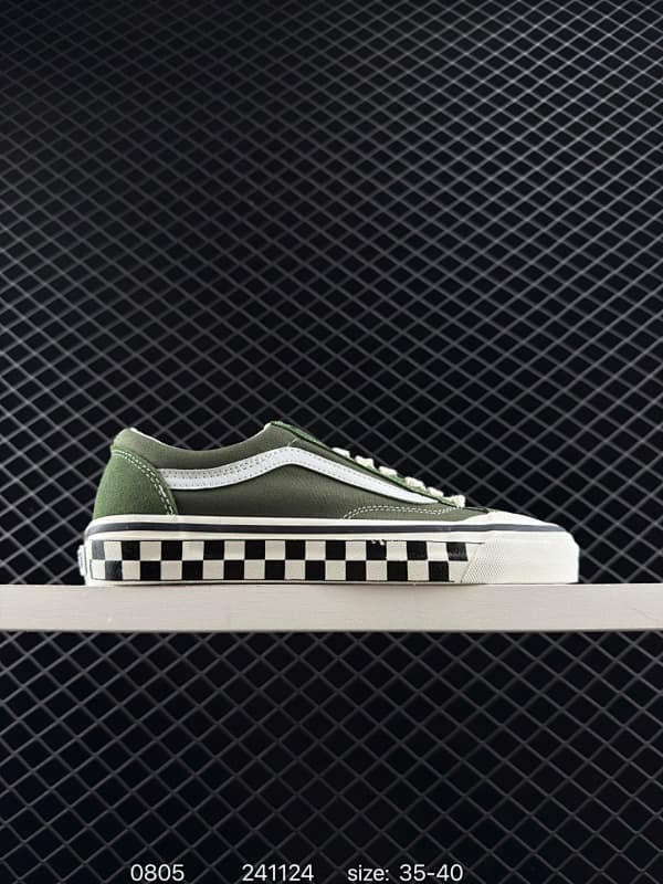 Vans Old Skool Skateboard Shoes – Army Green/White