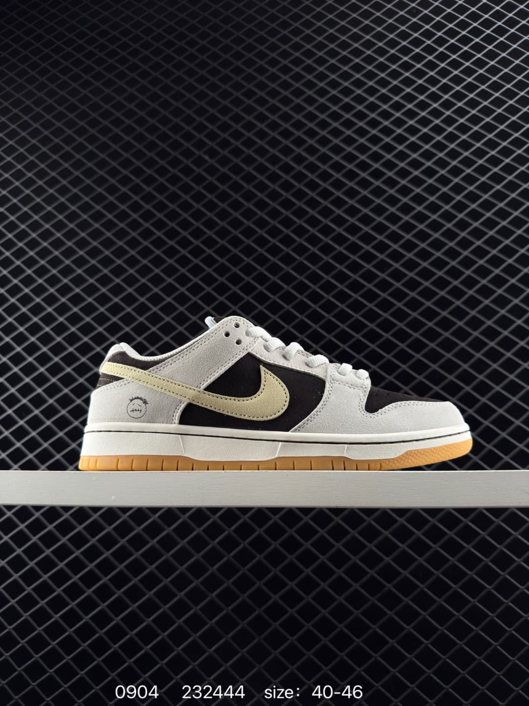 Nike Skateboard Shoes – Gray/Black